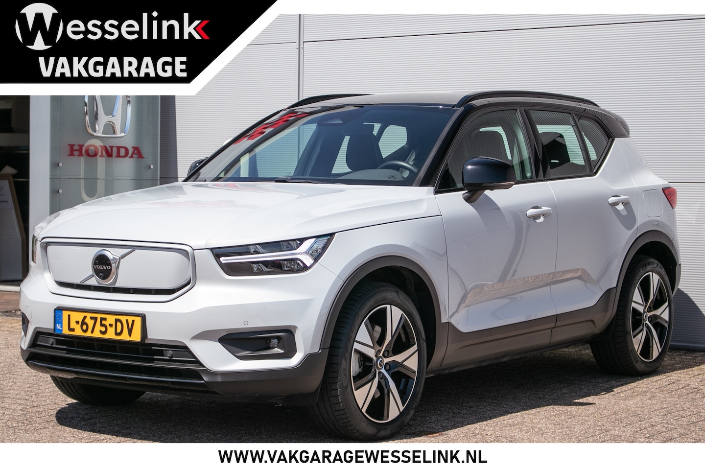 Volvo XC40 - Recharge P8 AWD R-Design | 360 cam | two-tone | - AutoWereld.nl