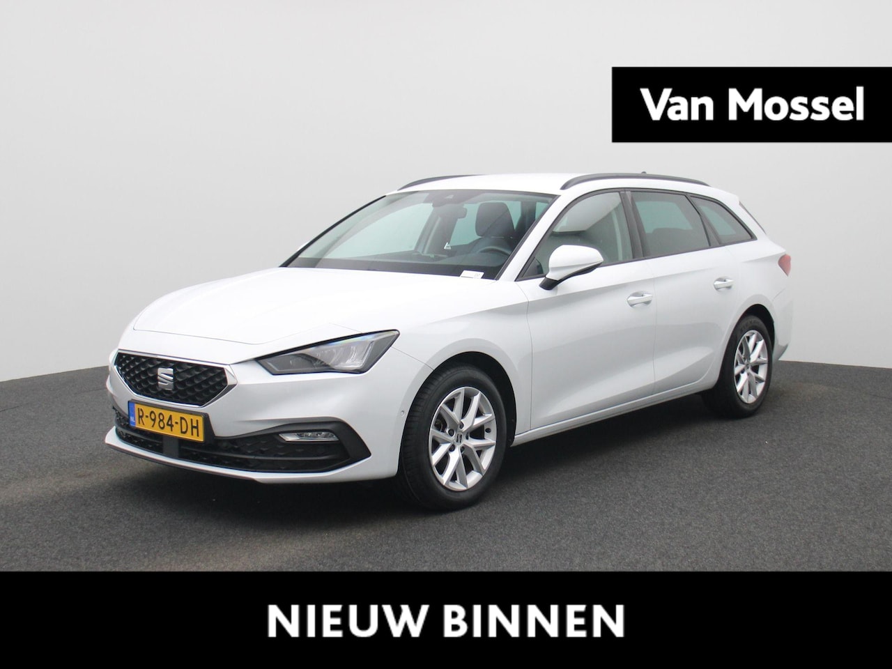 SEAT Leon Sportstourer - 1.0 TSI Style Business Intense | Navigatie | Trekhaak | Virtual cockpit | Climate control - AutoWereld.nl