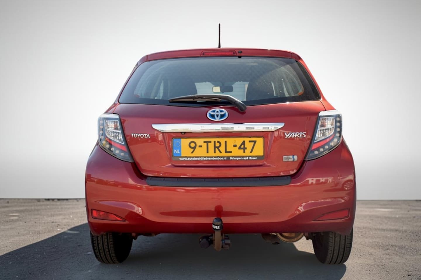 Toyota Yaris - 1.5 Full Hybrid Aspiration 1.5 Full Hybrid Aspiration, Afneembare trekhaak, Fullmap navigatie, Automaat
