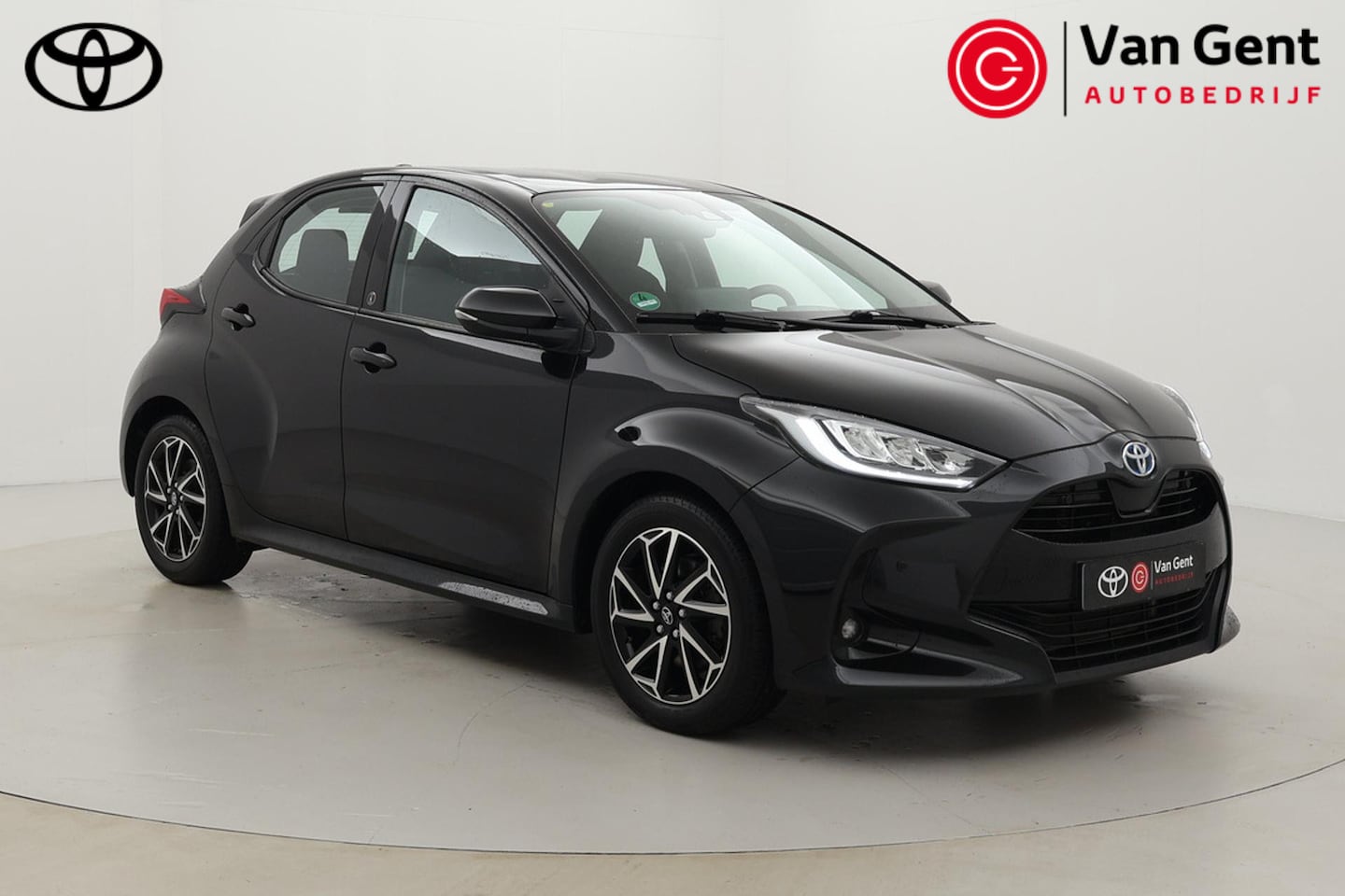 Toyota Yaris - 1.5 Hybrid Dynamic | Apple Carplay / Android Auto | Dodehoek detectie | Parkeersensoren vo - AutoWereld.nl