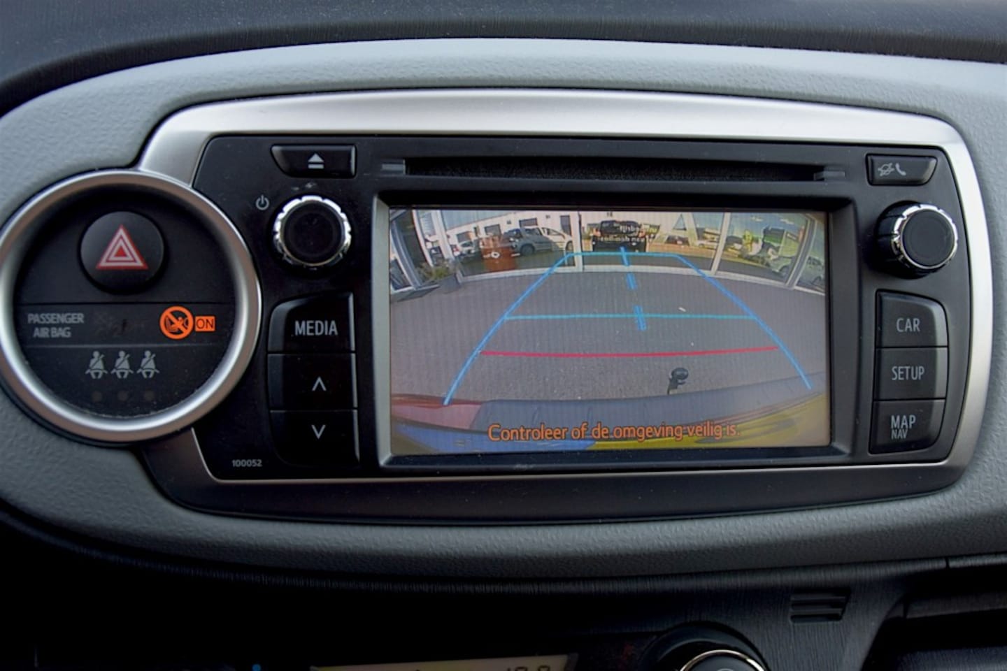 Toyota Yaris - 1.5 Full Hybrid Aspiration 1.5 Full Hybrid Aspiration, Afneembare trekhaak, Fullmap navigatie, Automaat