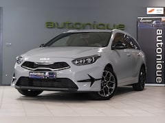 Kia Cee'd - Ceed 1.5 T-GDi DynamicPlusLine *4.976km UNIEK* Leder/Stof|Navi|Camera/Stoel+Stuurverwarmin