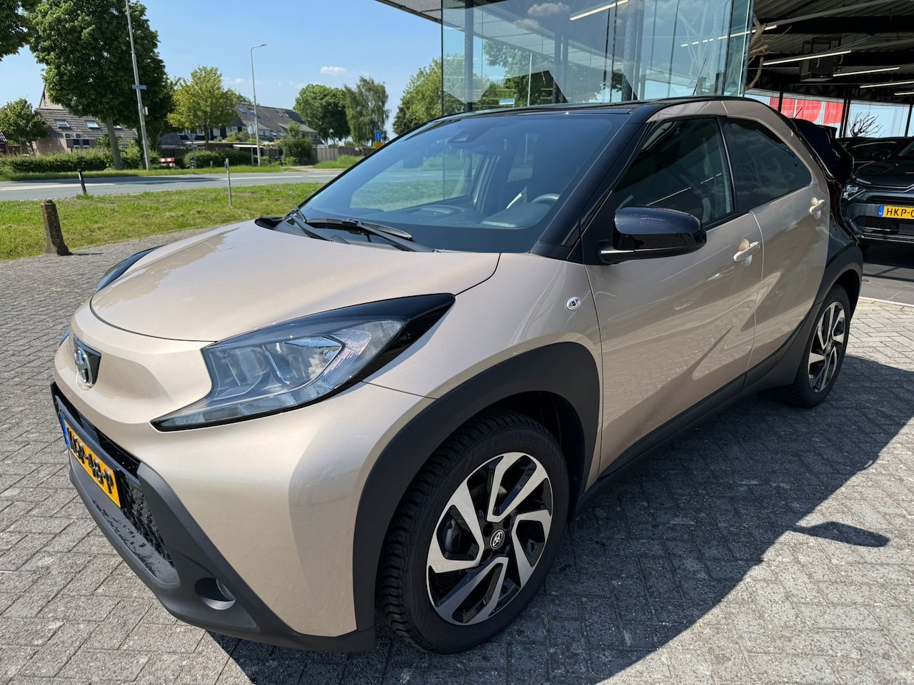 Toyota Aygo X - 1.0 VVT-i S-CVT envy 1.0 VVT-i S-CVT Envy - AutoWereld.nl