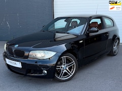 BMW 1-serie - 120i High Executive M-PAKKET/LEDER/XENON/VOLO-H