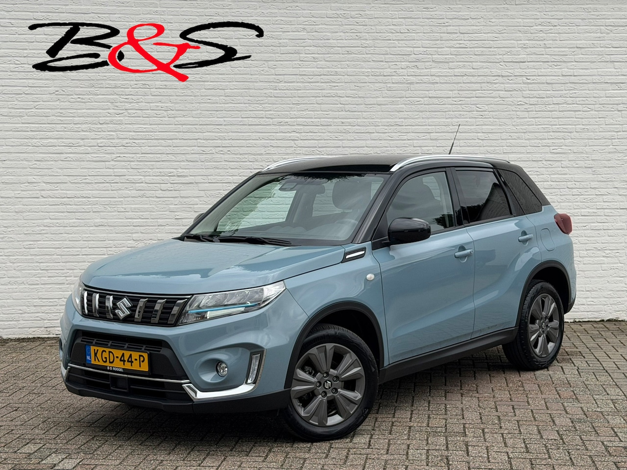 Suzuki Vitara - 1.5 Hybrid Automaat Full led Adapt Cruise Clima Stoelverwarming Navigatie Carplay Dab+ - AutoWereld.nl