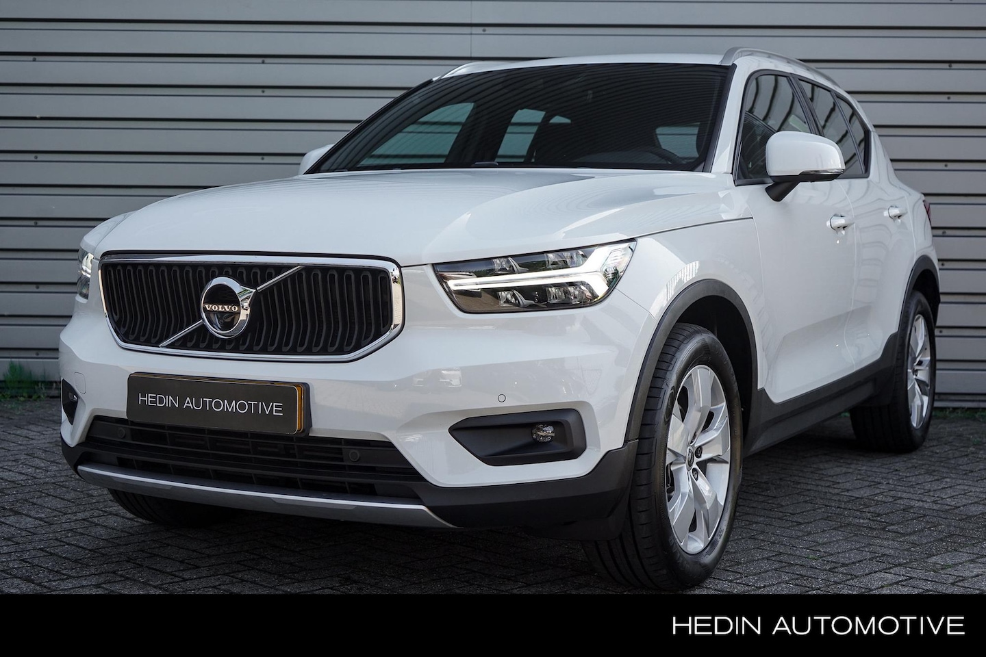 Volvo XC40 - 1.5 T2 Business Pro | Stoel en stuurverwarming | Adaptieve cruise control | Keyless entry - AutoWereld.nl