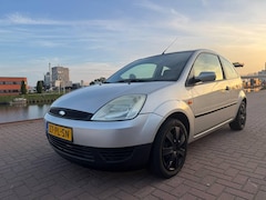 Ford Fiesta - 1.3 Style /St.bkr/Airbag/NAP/Nieuwe APK