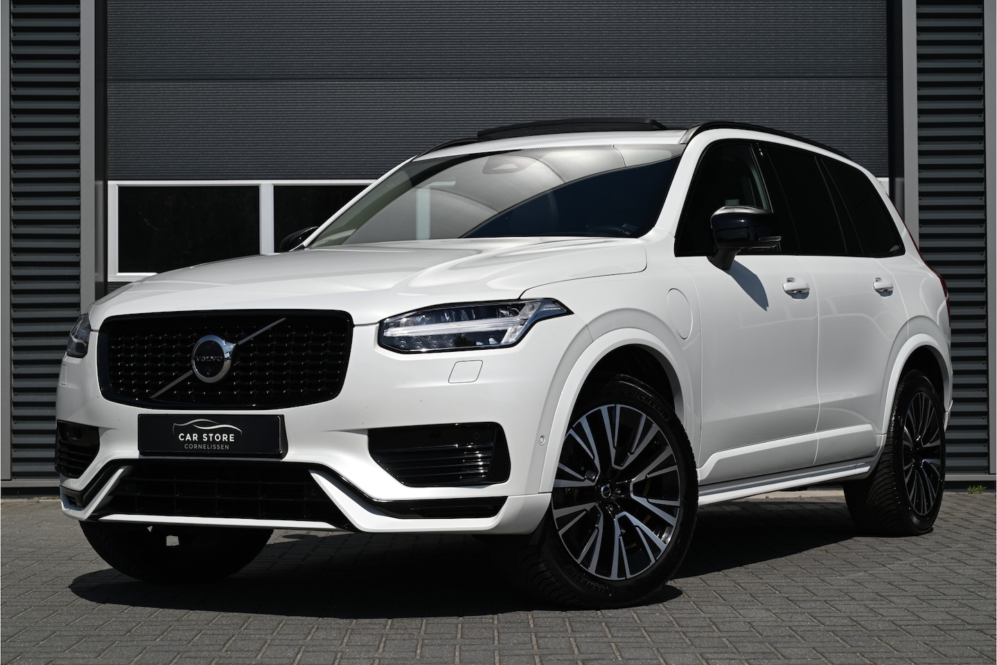 Volvo XC90 - 2.0 T8 Recharge AWD ULTIMATE DARK / PANO / HARMAN KARDON / HUD / MEMORY / STOELKOELING / T - AutoWereld.nl
