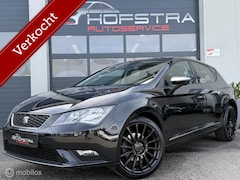 SEAT Leon - 1.2 TSI Style Trekhaak 18inch Navi PDC Stoelverw Clima