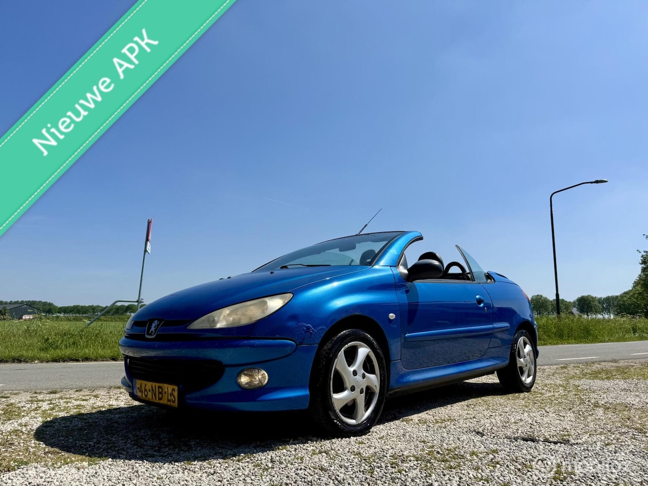 Peugeot 206 CC - 1.6-16V Premium 1.6-16V Premium, BJ 2003, APK Mei 2027, Leer - AutoWereld.nl