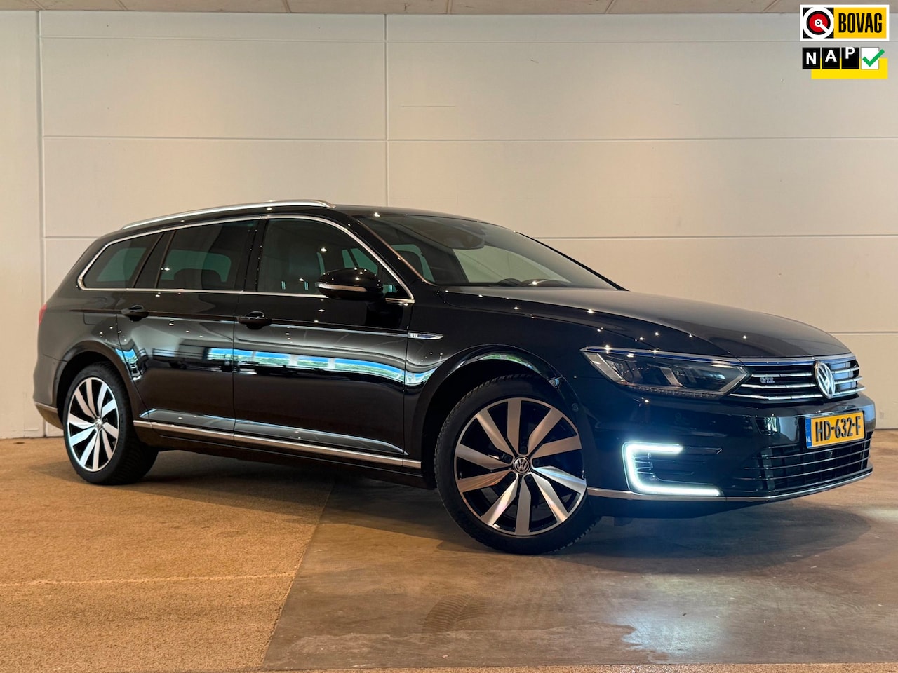 Volkswagen Passat Variant - 1.4 TSI GTE Highline 1.4 TSI GTE Highline - AutoWereld.nl
