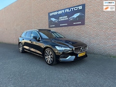 Volvo V60 - 2.0 T8 AWD Recharge Hybride BTW-AUTO Pano Trekhaak-wegdraaibaar Bowers-Wilkins Audio 360-c