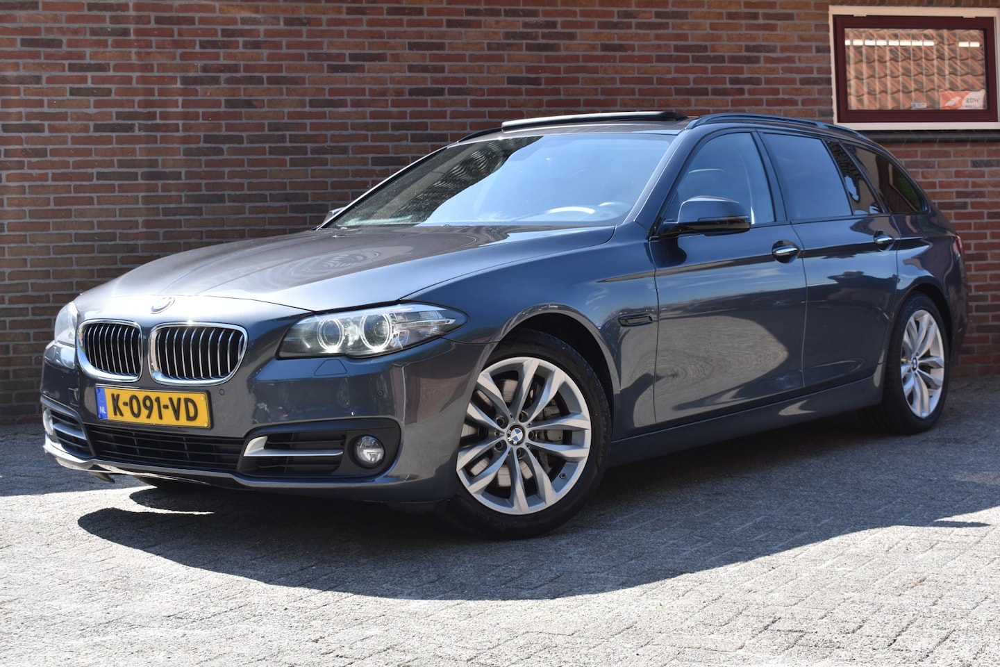 BMW 5-serie Touring - 525d M Sport Edition Xenon Clima Pano Navi Cruise Inruil mogelijk - AutoWereld.nl