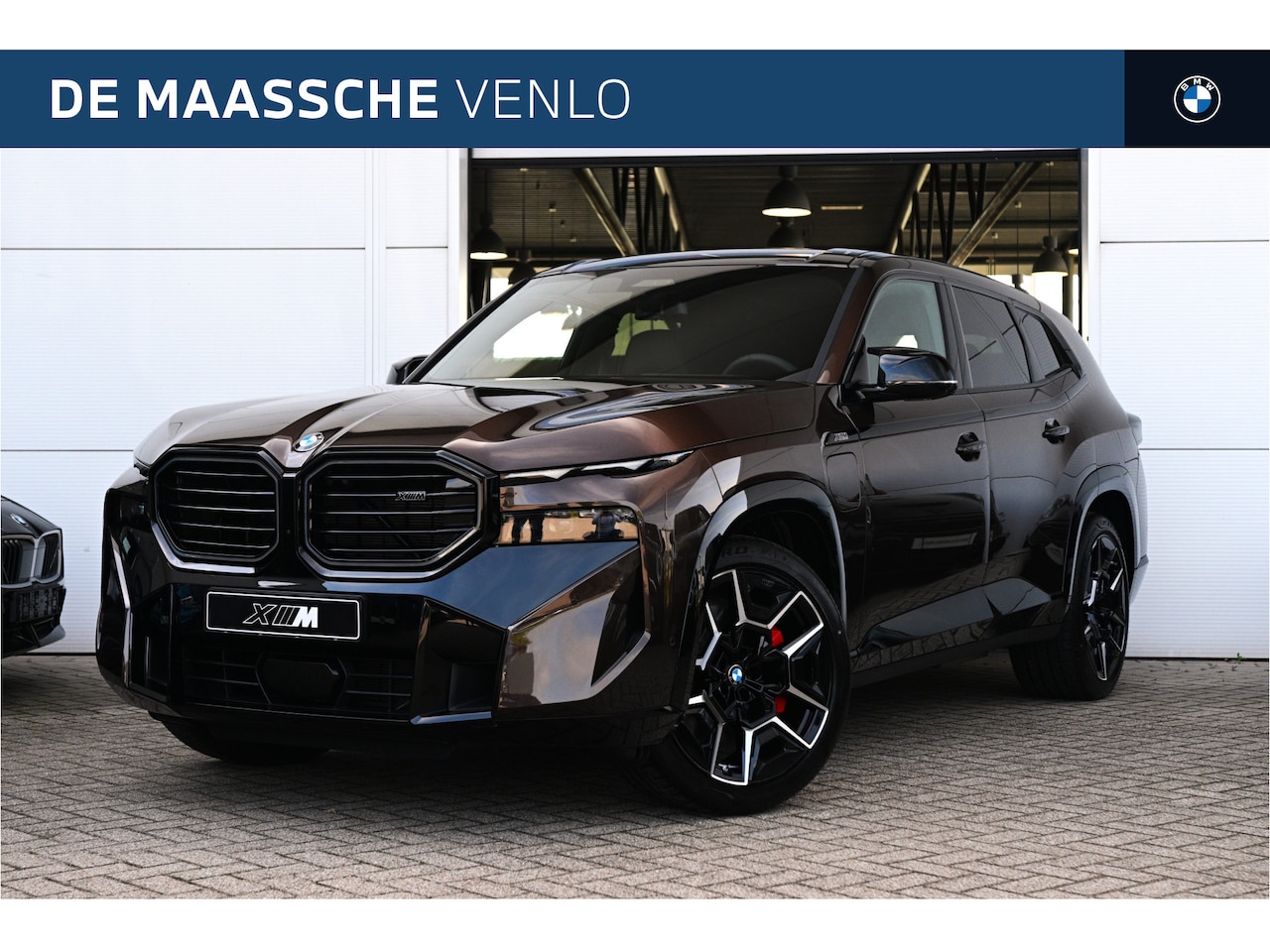 BMW XM - PHEV 50e Automaat / Trekhaak / Bowers & Wilkins / M Multifunctionele Stoelen / Adaptief M - AutoWereld.nl
