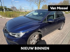Volkswagen Golf - 1.5 TSI Life 130 PK| Dealeronderhouden | Navigatie | Stoelverwarming | Stuurwielverwarming