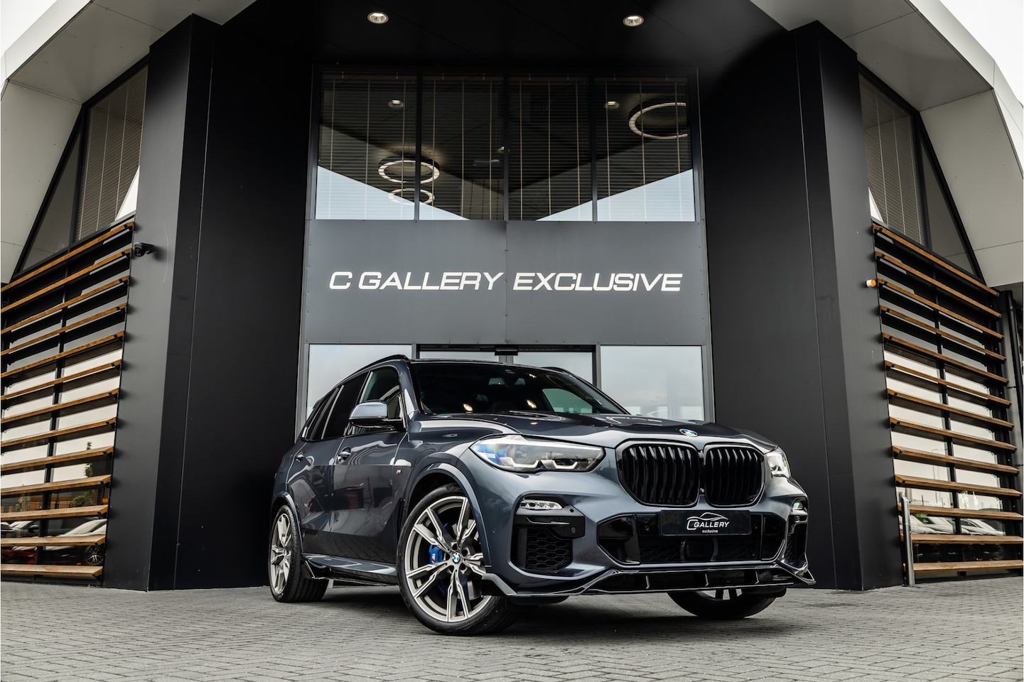 BMW X5 - M50i Executive - Excl. BTW & BPM | M Sport | Panorama | Memory | 360 Camera - AutoWereld.nl