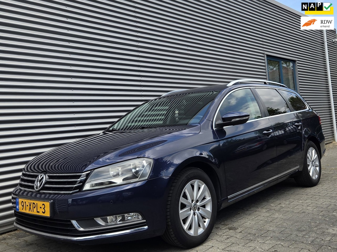 Volkswagen Passat Variant - 1.4 TSI Comfortline BlueMotion AUT 06-2012 Night Blue Metallic - AutoWereld.nl