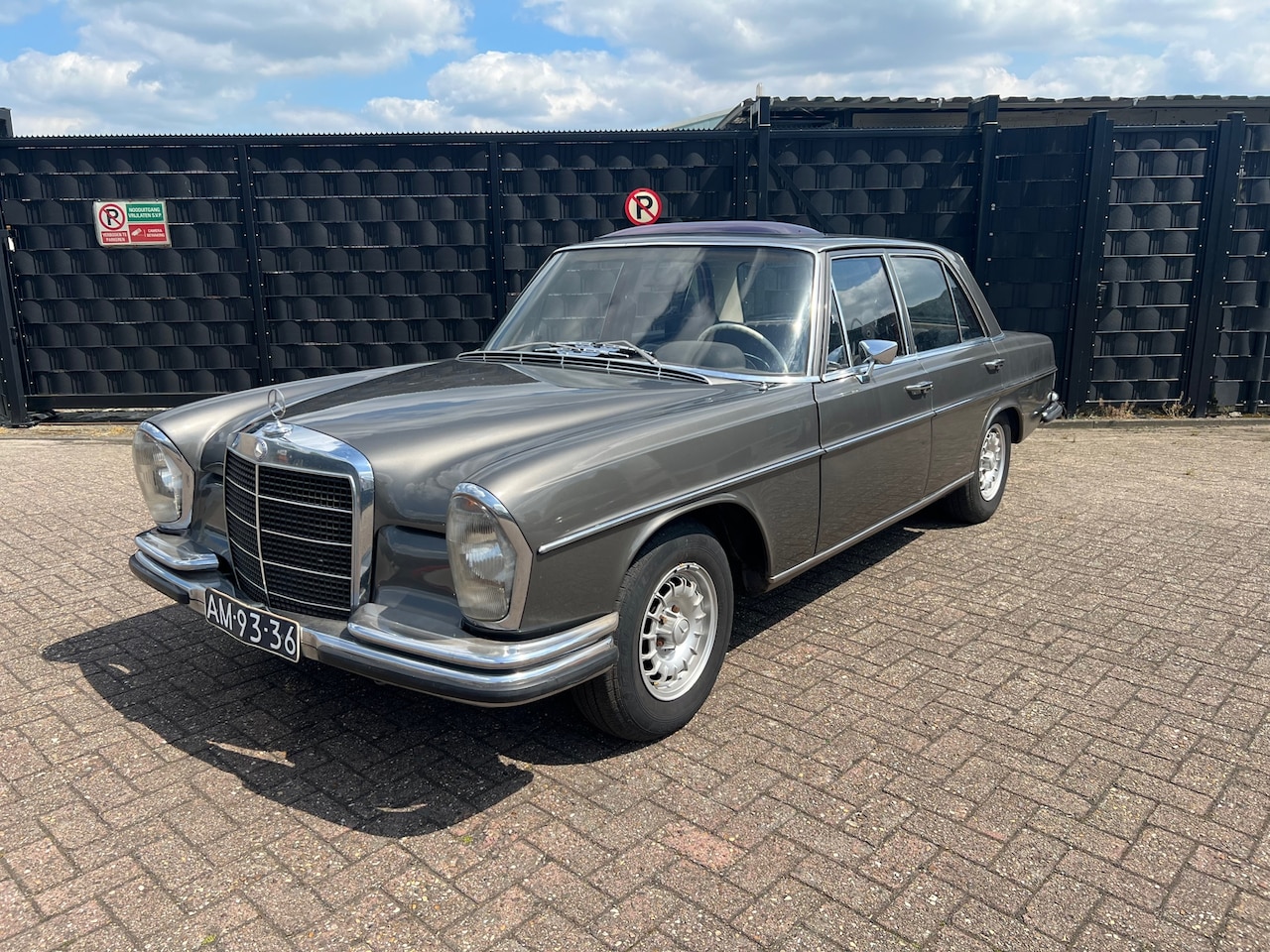 Mercedes-Benz 280 - 280S Inruil Mogelijk [Geheel Belastingvrij] - AutoWereld.nl