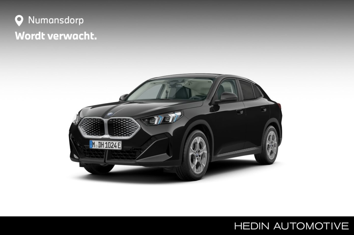 BMW iX2 - eDrive20 | Pure Edition | 18'' | Comf. Acc. | Stoelverw. | Camera | Getint glas | Sportsto - AutoWereld.nl