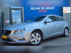 Volvo V60 - 1.5 T3 R- Design Navi Trekhaak Uniek NAP