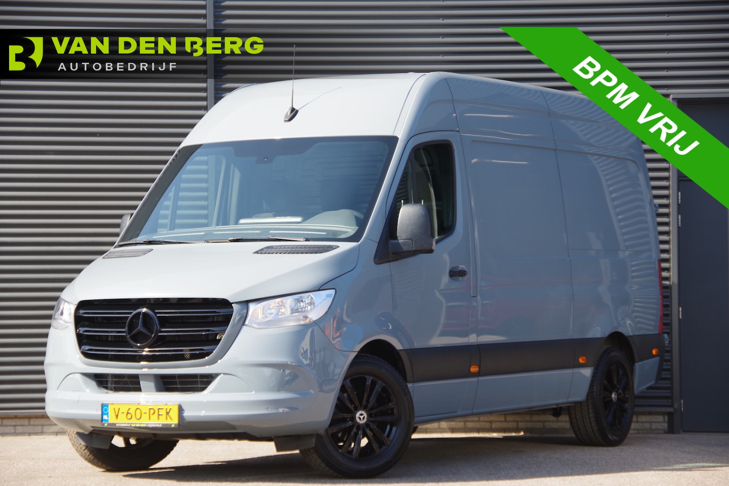 Mercedes-Benz Sprinter - 315 1.9 CDI L2H2 RWD 3.5T, AUT. STOELVERWARMING, CAMERA, NAVI, CRUISE, CLIMA, PARKEERSENSO - AutoWereld.nl