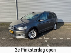 Volkswagen Touran - 1.4 TSI Automaat, Comfortline, Navigatie, parkeersensoren/Camera, cruisecontrol, stoelverw