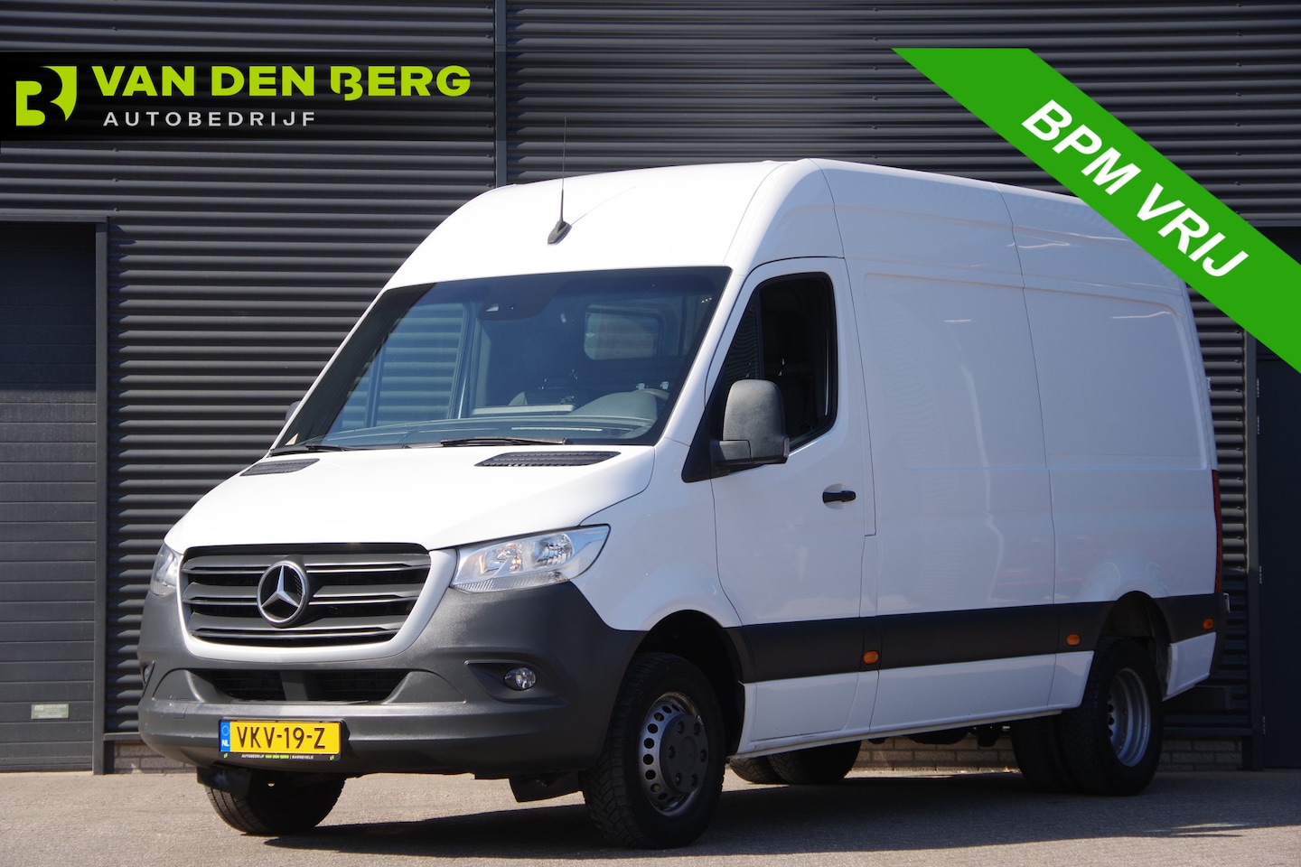 Mercedes-Benz Sprinter - 516 2.2 CDI L2H2 MARGE! AUT. DUBBELLUCHT, 3.5T TREKHAAK, LEDER, CAMERA, CRUISE - AutoWereld.nl