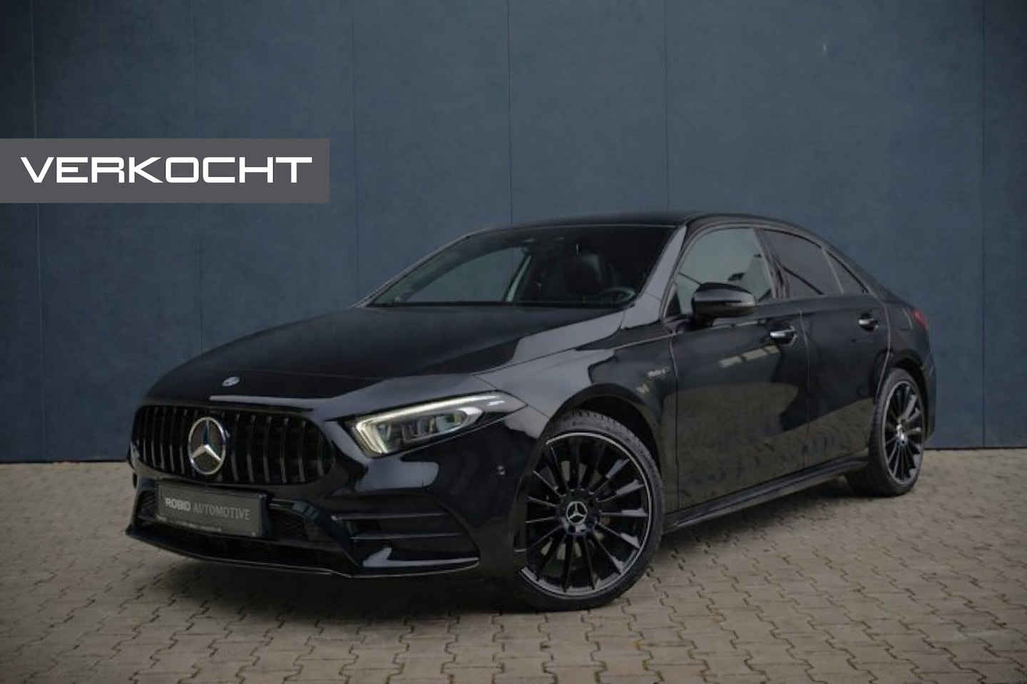 Mercedes-Benz A-klasse - 200 Business Solution AMG | Stoelverwarming | Camera | Keyless | Apple Carplay | Navigatie - AutoWereld.nl