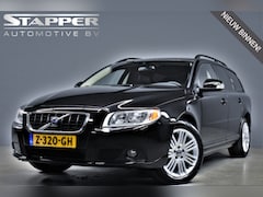 Volvo V70 - 2.5T 200pk 5-Cil. Automaat Momentum Navigatie/Leer/Bluetooth/Climate/Stoelverw./Lmv17"