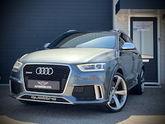 Audi Q3 - 2.5 TFSI RS Q3 quattro | Panoramadak | Carbon | 20 Inch | Keyless | Diamond Stiched Leder