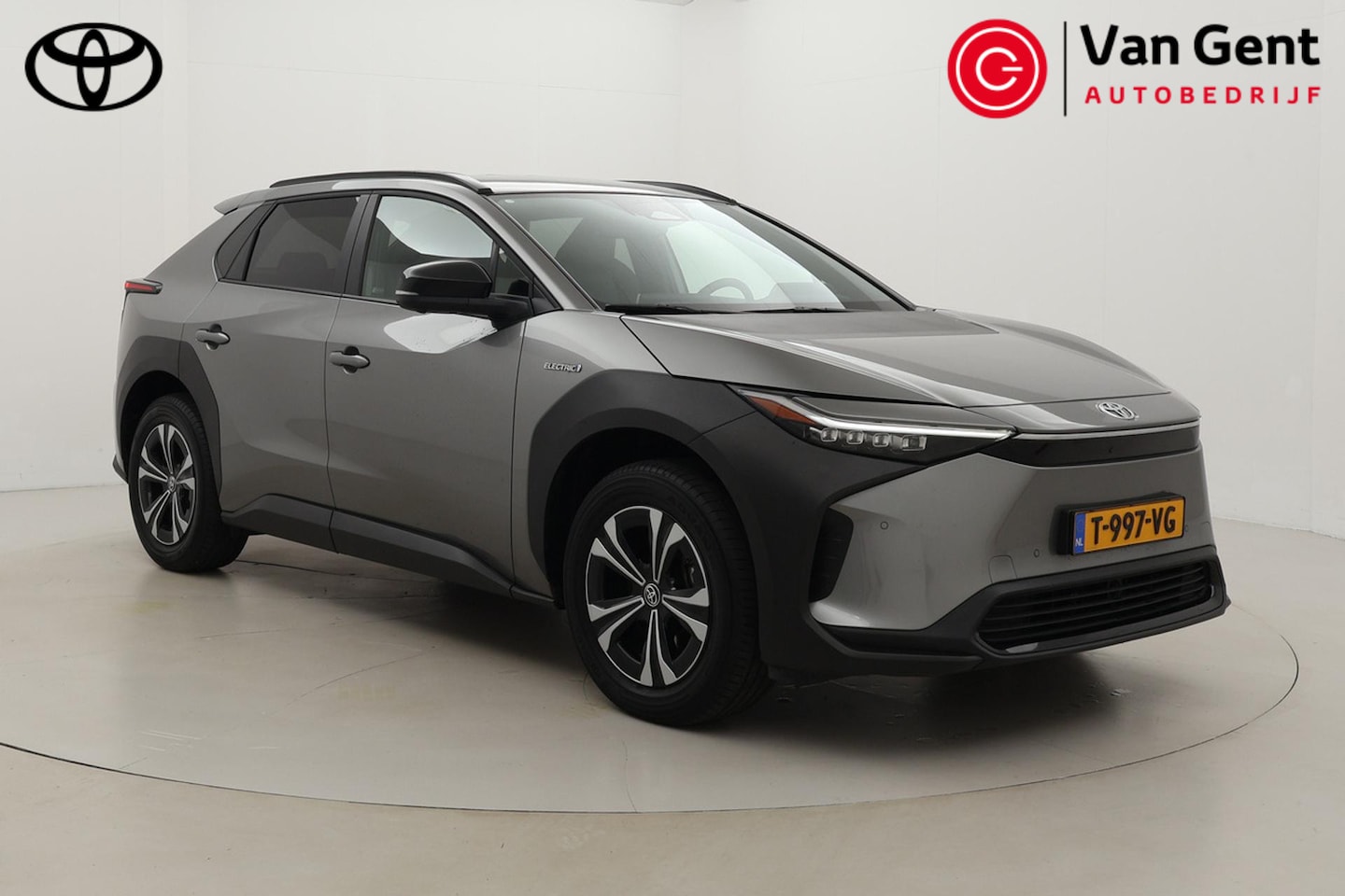 Toyota bZ4X - Launch Edition 71 kWh | Trekhaak | Warmtepomp | Matrix LED | 360 camera | Apple Carplay / - AutoWereld.nl
