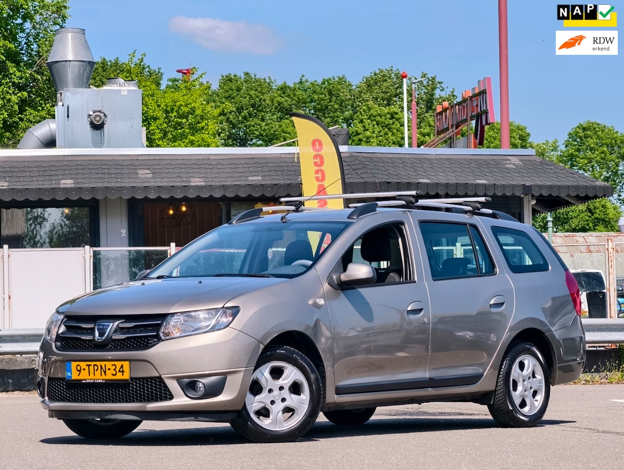 Dacia Logan MCV - 0.9 TCe Prestige / NAP / AIRCO / SP VLG / TREKHAAK / - AutoWereld.nl