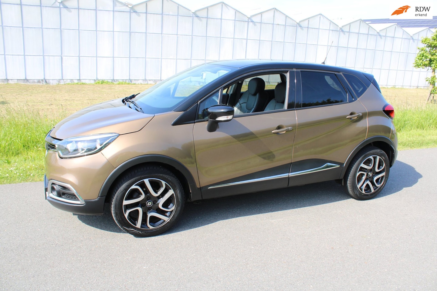 Renault Captur - 0.9 TCe Xmod met Leder en Navigatie - AutoWereld.nl
