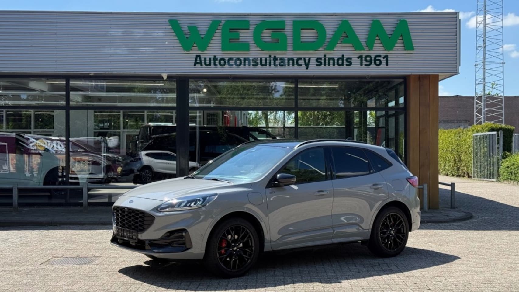 Ford Kuga - 2.5 PHEV GRAPH TECH EDITON / BLACK PACK - AutoWereld.nl
