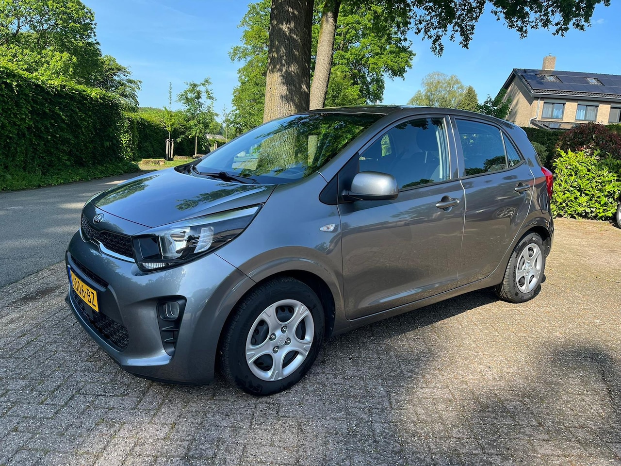 Kia Picanto - 1.0 MPi 67pk ComfortLine - AutoWereld.nl