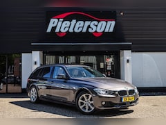 BMW 3-serie Touring - 328i DEALER OH PANO ACC HUD TREKHAAK