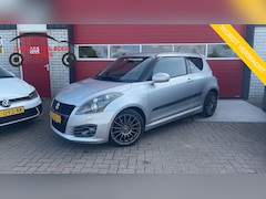 Suzuki Swift - 1.6 Sport 136PK / XENON / STOELVERW / KEYLESS / CLIMA / PDC / CRUISE / BLUETOOTH / NL-AUTO