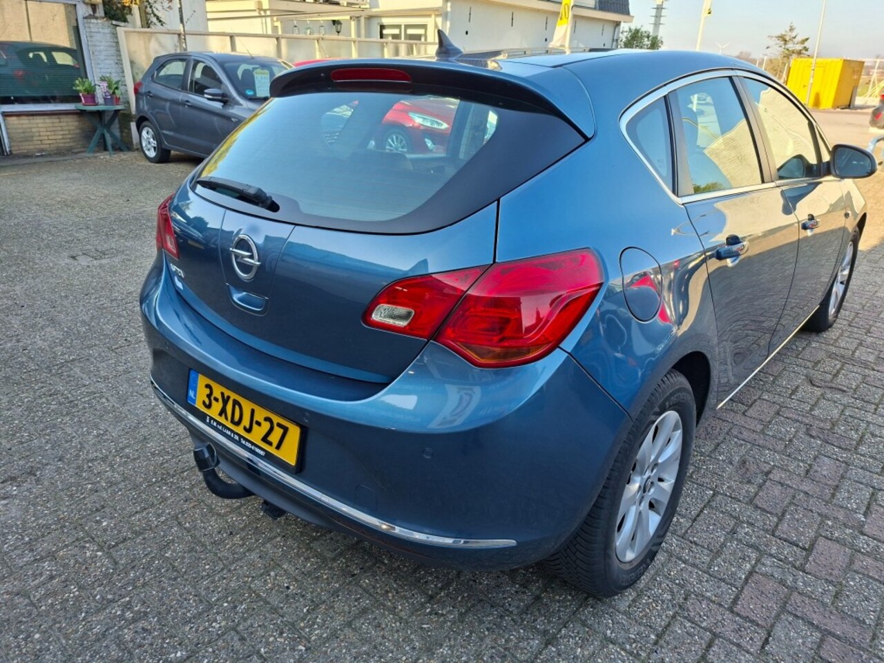 Opel Astra - 1.4 Turbo Business RADIO-CD/CLIMATE/CRUISE/NAVI/ELEC.RAMEN V+A/PDC/TREKHAAK