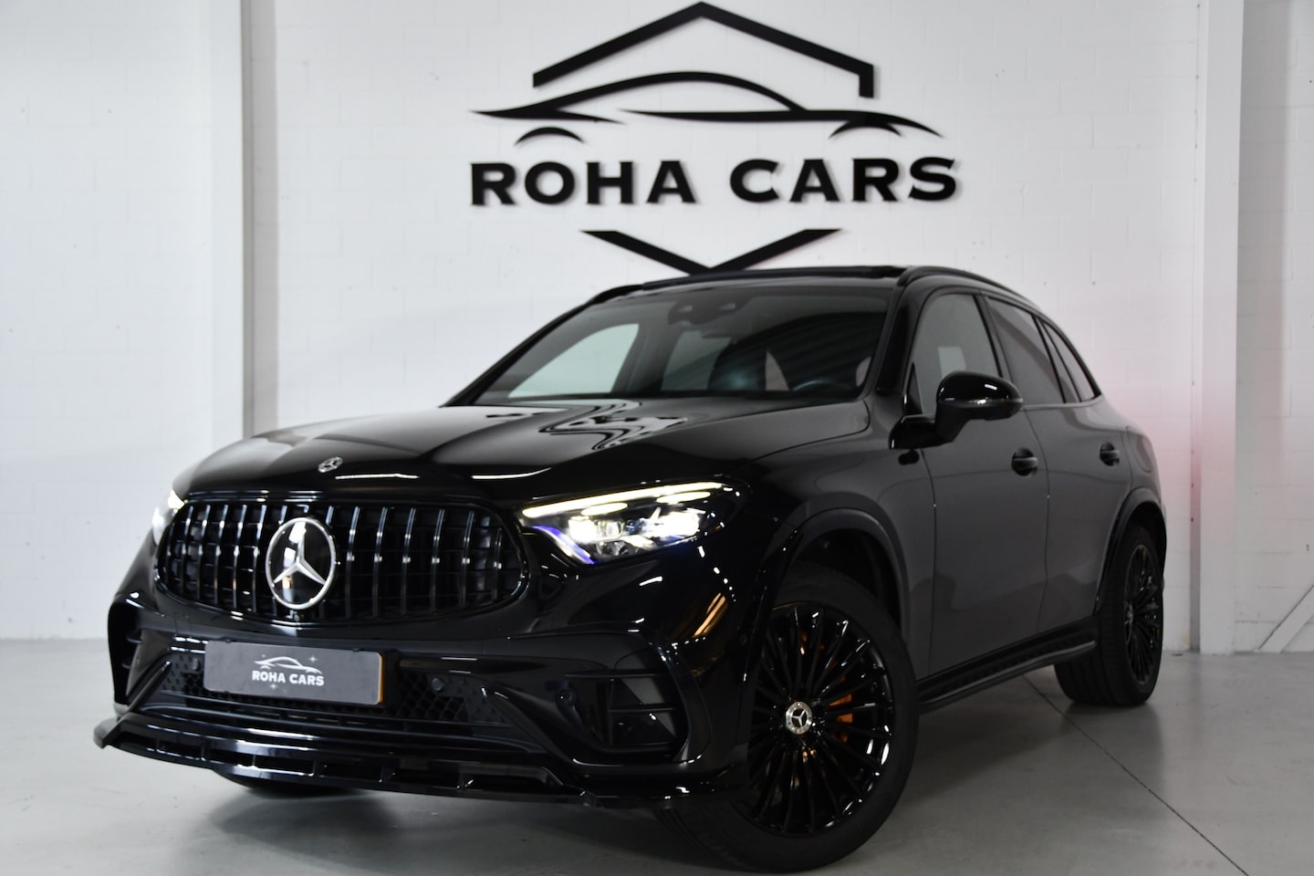 Mercedes-Benz GLC-klasse - 300e 4MATIC AMG Line*Pano*Luchtvering*memory*4 wiel-besturing - AutoWereld.nl