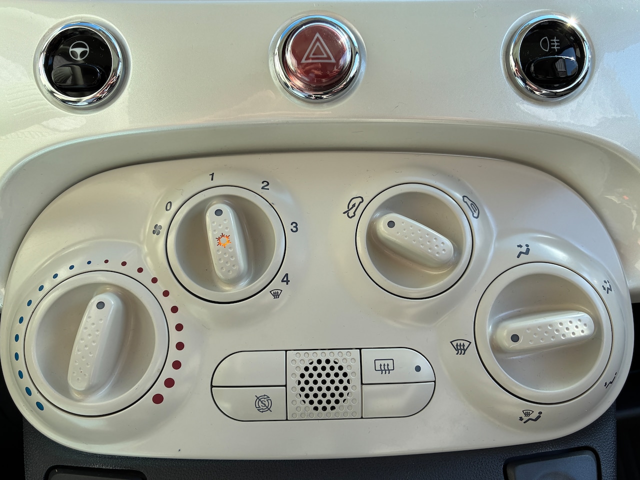 Fiat 500 - 1.2 Lounge Automaat Carplay Nieuwe Distributie!