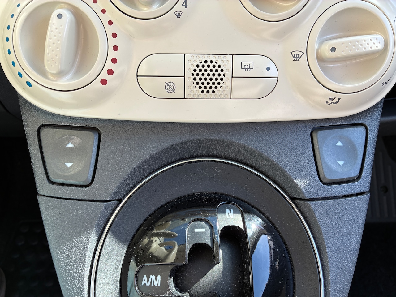 Fiat 500 - 1.2 Lounge Automaat Carplay Nieuwe Distributie!