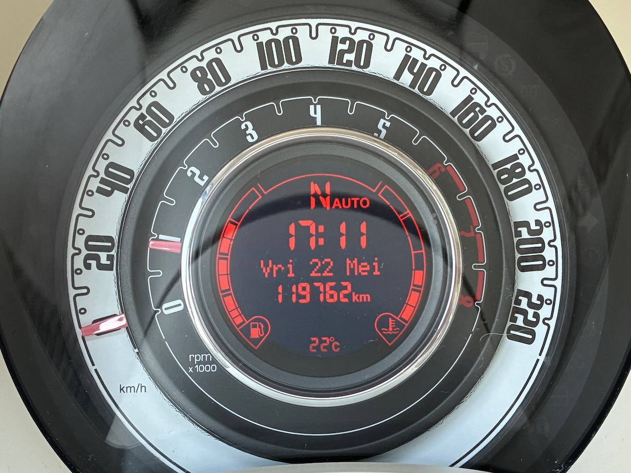 Fiat 500 - 1.2 Lounge Automaat Carplay Nieuwe Distributie!