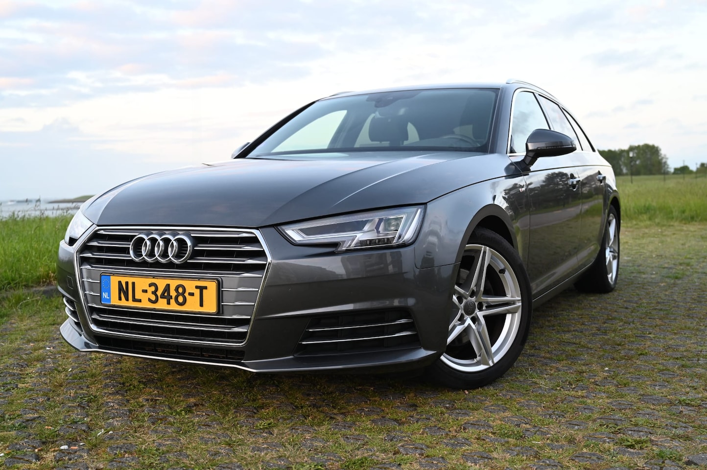 Audi A4 Avant - 1.4 TFSI Sport S line Edition - AutoWereld.nl