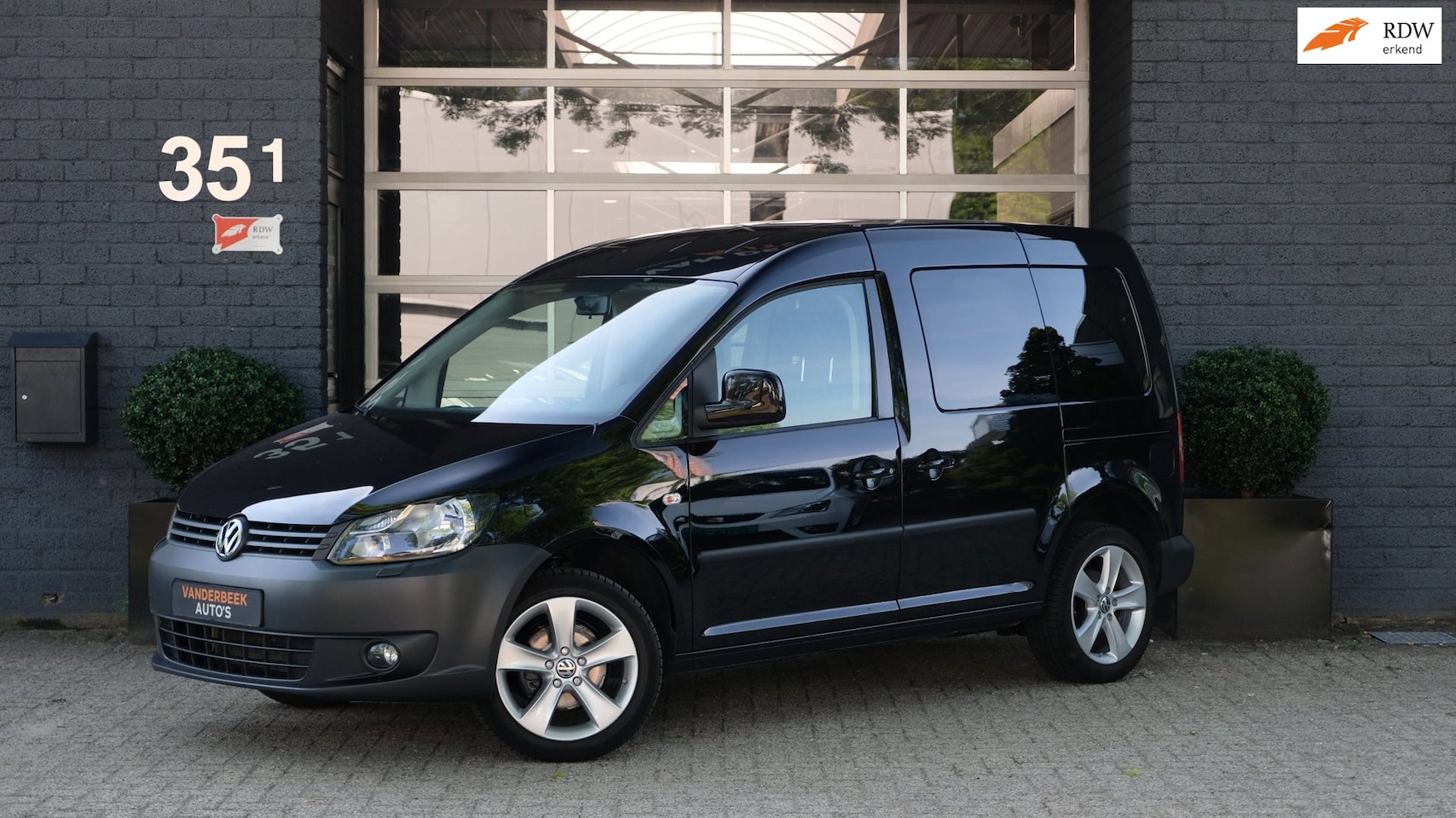 Volkswagen Caddy - 1.2 TSI Trendline 105PK Stoelver|Trekhaak| 2x schuifdeur - AutoWereld.nl