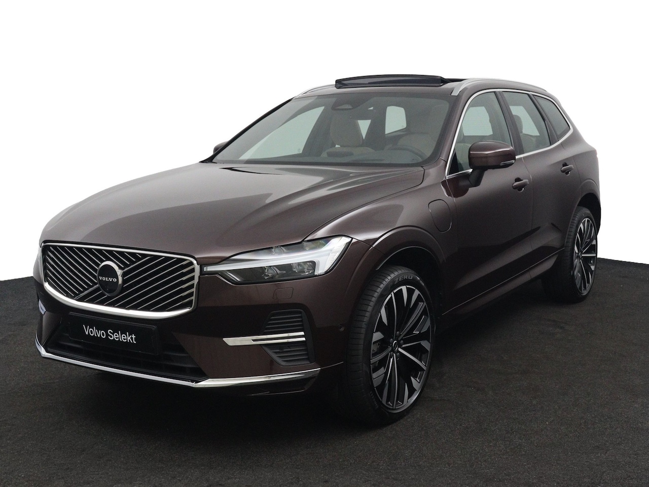 Volvo XC60 - T6 Plug-in hybrid AWD Plus Bright | Snel leverbaar | Panoramadak | Head-Up | Blis | 21 inc - AutoWereld.nl