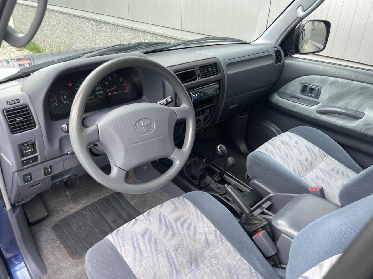 Toyota Land Cruiser 90 - 3.4i V6 | 8-pers | Airco | NL-auto | 2de eigenaar