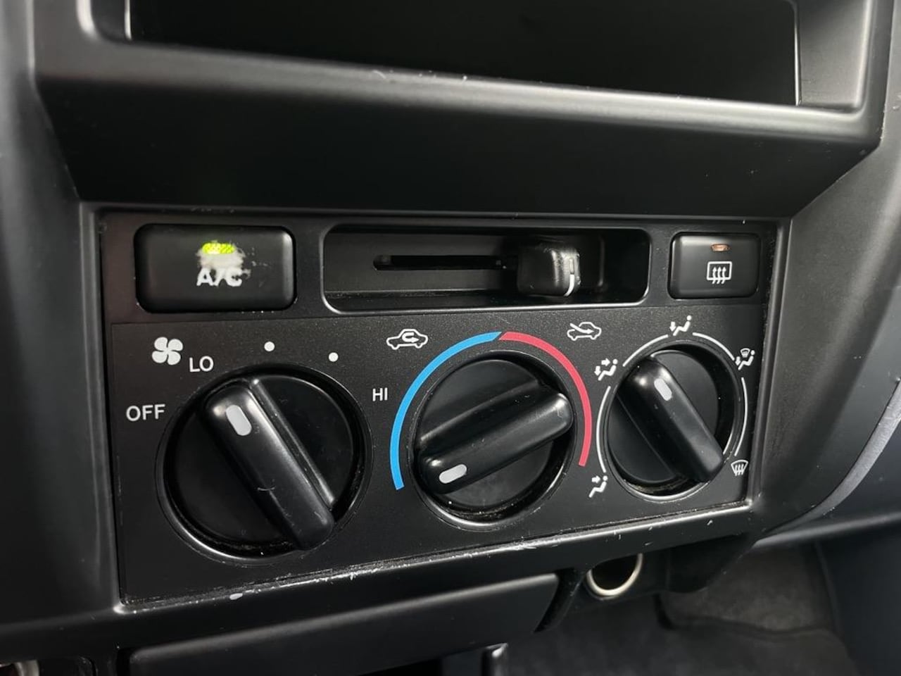 Toyota Land Cruiser 90 - 3.4i V6 | 8-pers | Airco | NL-auto | 2de eigenaar