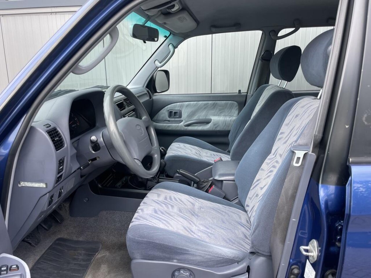 Toyota Land Cruiser 90 - 3.4i V6 | 8-pers | Airco | NL-auto | 2de eigenaar