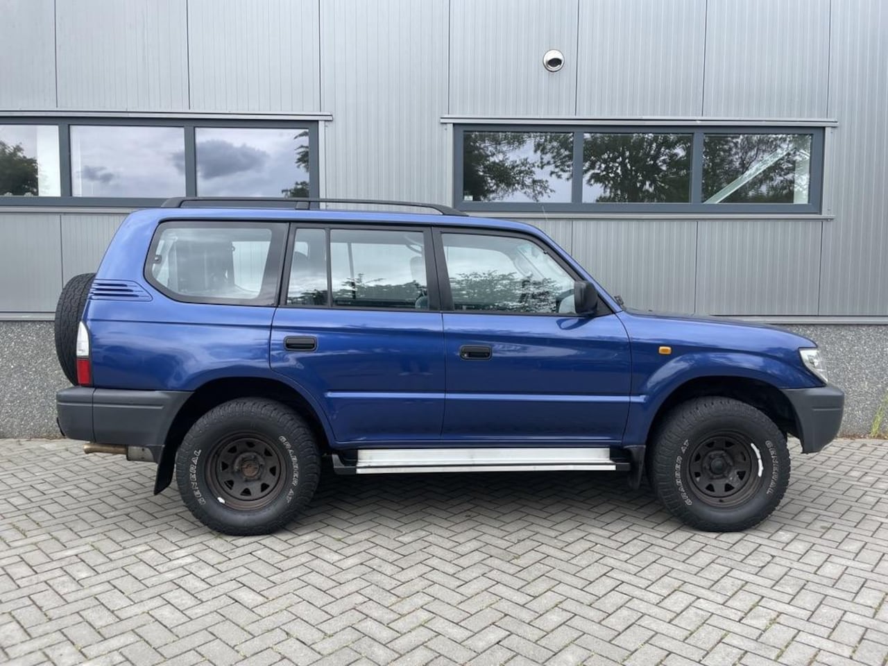 Toyota Land Cruiser 90 - 3.4i V6 | 8-pers | Airco | NL-auto | 2de eigenaar