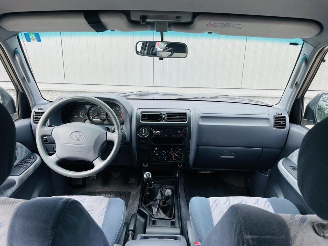 Toyota Land Cruiser 90 - 3.4i V6 | 8-pers | Airco | NL-auto | 2de eigenaar